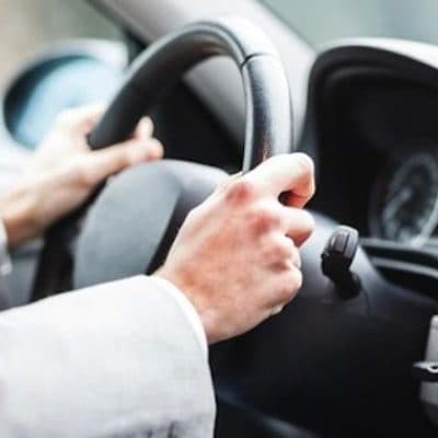 Preparazione-al-viaggio-Qualche-consiglio-sulle-regolazioni-per-stare-comodi-in-auto